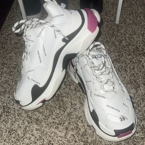 Balenciaga shoes for woman